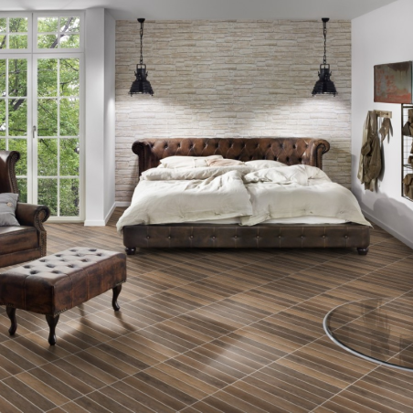 Podłoga w sypialni ułożony z wykorzystaniem fug i paneli winylowych Project Floors-Herringbone 55 PW 1261/HB.