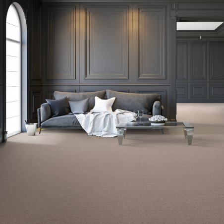 Zdjęcie ukazuje piękno luksusowej wykładziny dywanowej Smartstrand Celeste URO.0880 ułożonej na podłodze w salonie.